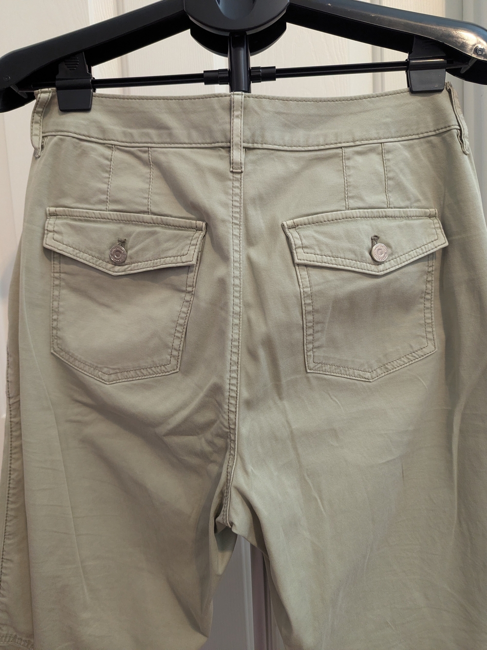 WHBM Women's Pret-A-Jet Ankle Pants -Sage Green Color